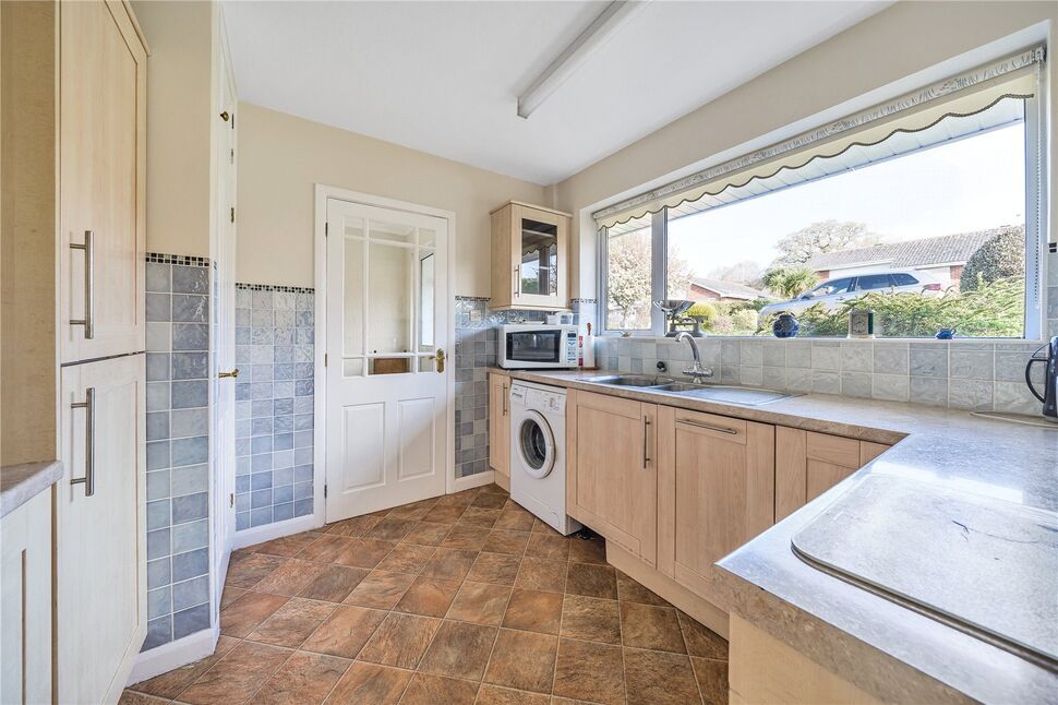 2 bedroom Detached Bungalow for sale, Woolbrook Rise, Sidmouth, EX10