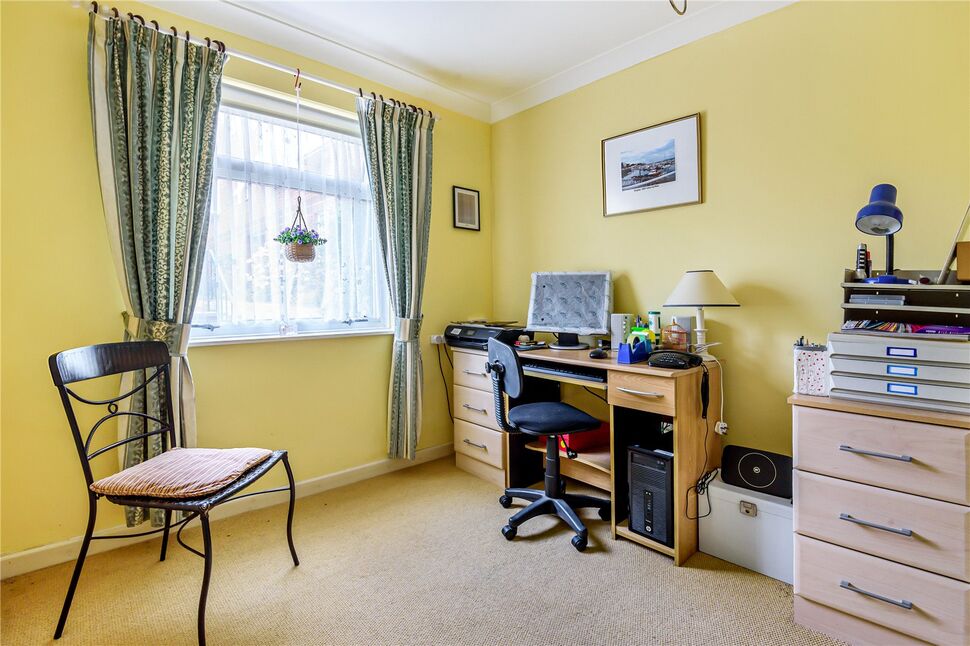 2 bedroom Flat for sale, Knowle Drive, Sidmouth, EX10 £235,000