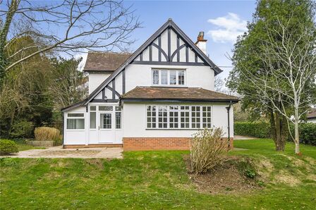 Burrow Lane, 4 bedroom Detached House for sale, £620,000