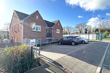 Chambers Close, 2 bedroom  Flat for sale, £122,500