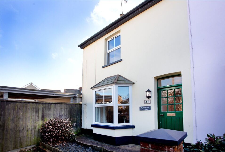 2 bedroom End Terrace House for sale