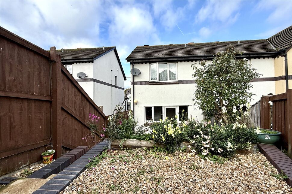 2 bedroom End Terrace House for sale