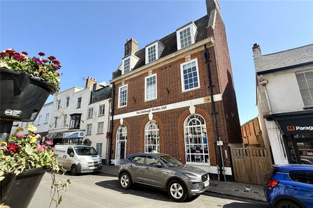 2 bedroom  Flat for sale