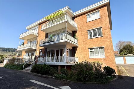 2 bedroom  Flat for sale