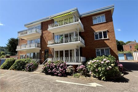 Cottington Court, 2 bedroom  Flat for sale, £299,500