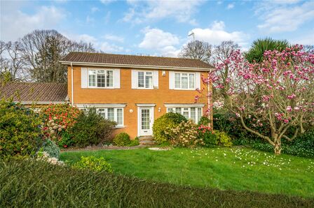 Convent Fields, 4 bedroom Detached House for sale, £825,000