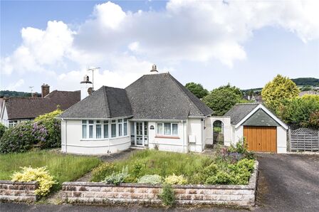 Coulsdon Road, 3 bedroom Detached Bungalow for sale, £575,000