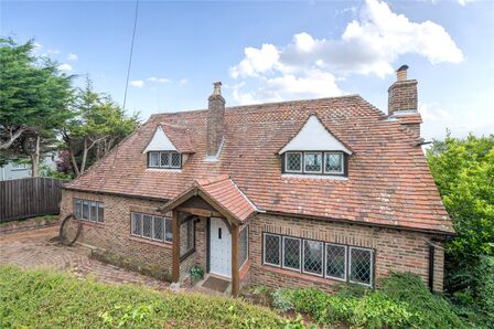 Coreway, 3 bedroom Detached House for sale, &pound;675,000