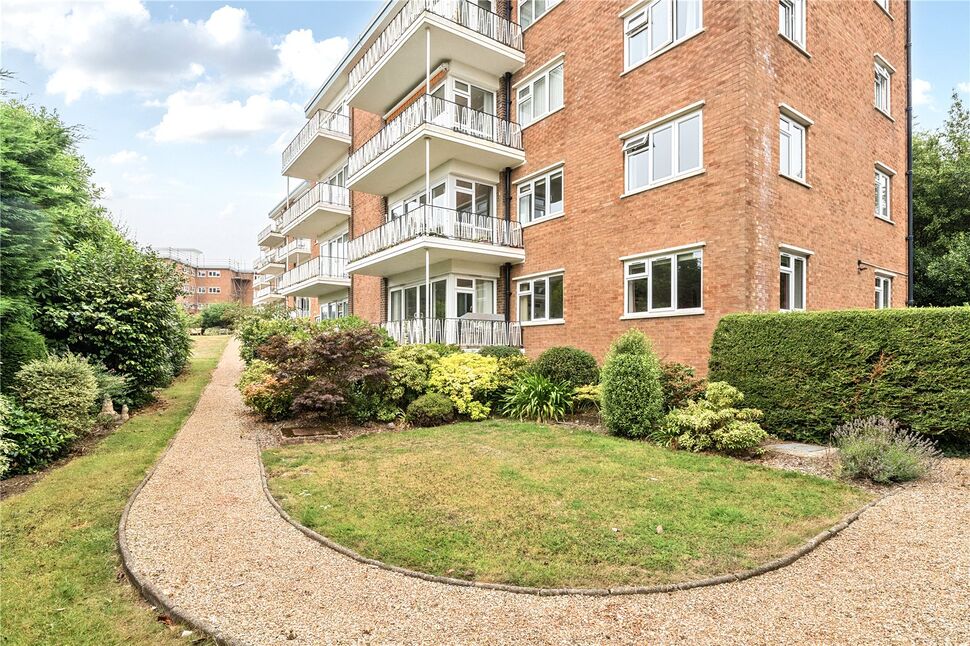 3 bedroom  Flat for sale