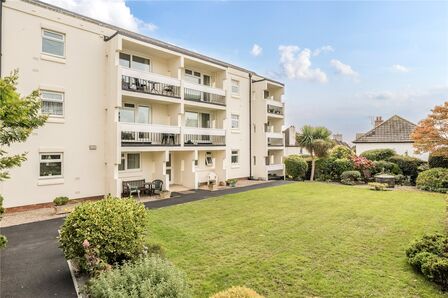 All Saints Road, 1 bedroom  Flat for sale, £200,000