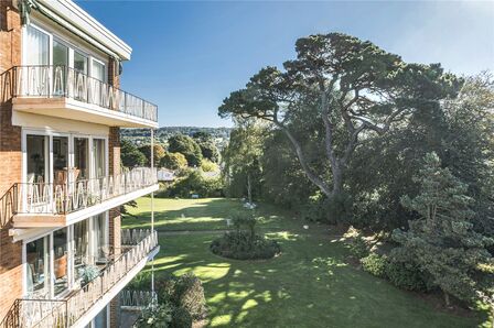 2 bedroom  Flat for sale