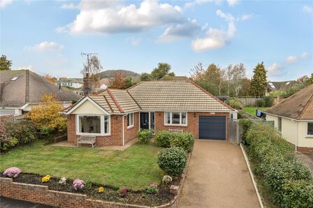 Yardelands, 2 bedroom Detached Bungalow for sale, £599,950