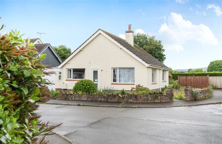 2 bedroom Link Detached Bungalow for sale