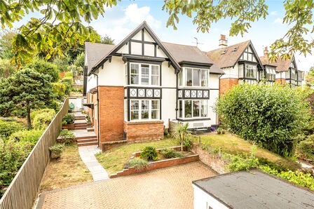 4 bedroom Semi Detached House for sale