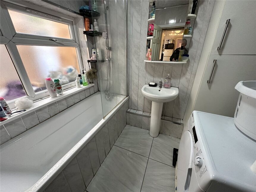 3 bedroom Mid Terrace House for sale, Green Lane, Small Heath, B9 £200,000