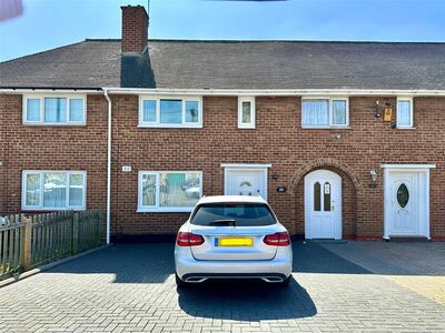 2 bedroom Mid Terrace House for sale