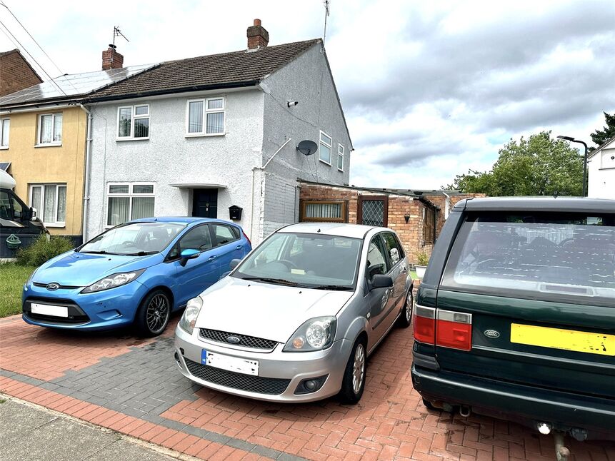 2 bedroom End Terrace House for sale