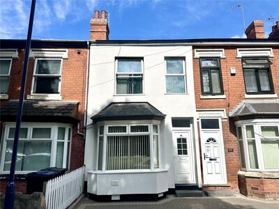 3 bedroom Mid Terrace House for sale