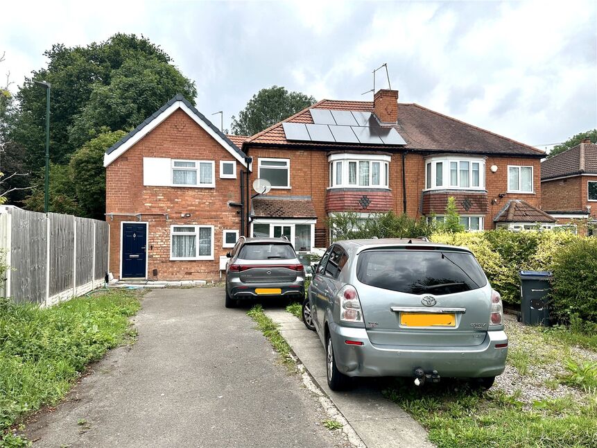 5 bedroom Semi Detached House for sale