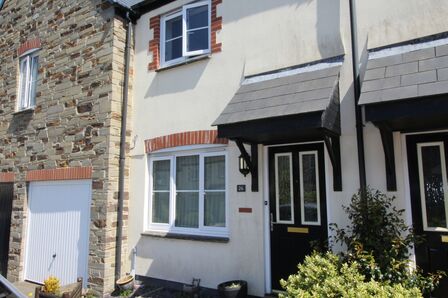 2 bedroom Semi Detached House to rent