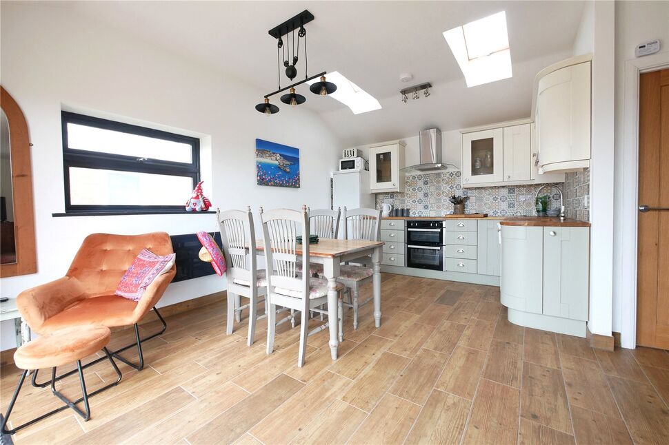 Kitchen Diner / Lounge