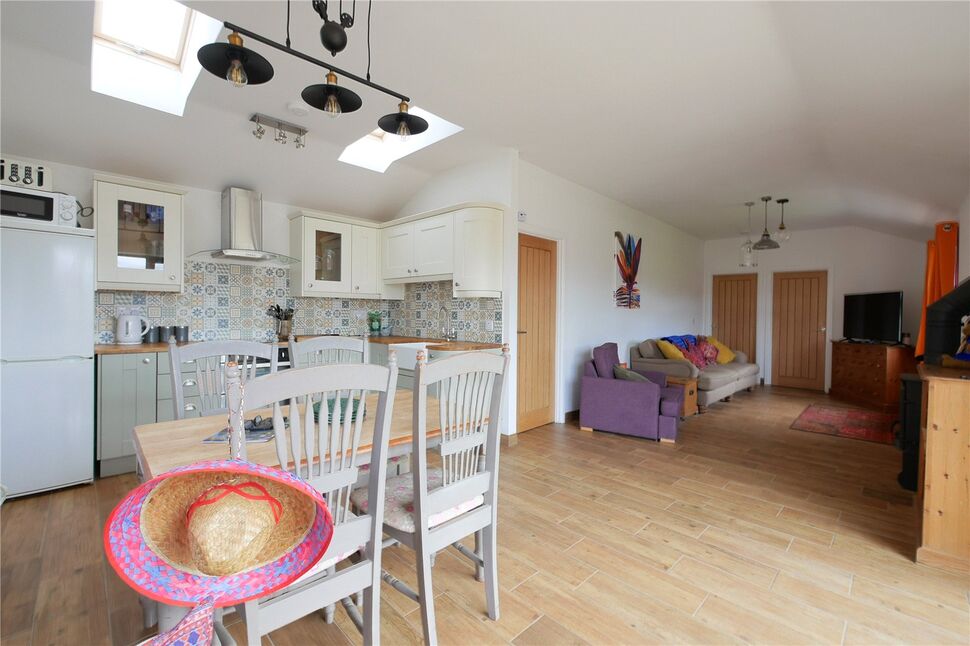 Kitchen Diner / Lounge