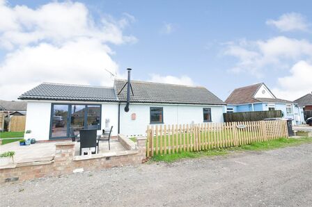 Grift Bank, 3 bedroom Detached Bungalow for sale, £350,000