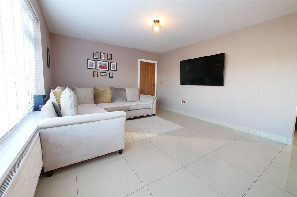 Open Plan Kitchen Diner / Living