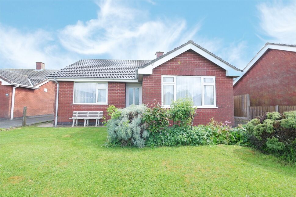 Main image of 2 bedroom Detached Bungalow for sale, Marine Avenue, Sutton-on-Sea, Lincolnshire, LN12