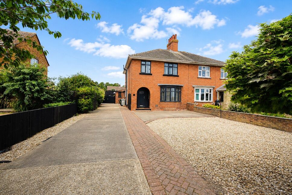 Main image of 4 bedroom Semi Detached House for sale, Boston Road, Spilsby, Lincolnshire, PE23