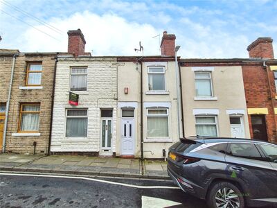 Stanfield Road, Burslem, 2 bedroom Mid Terrace House to rent, &pound;675 pcm