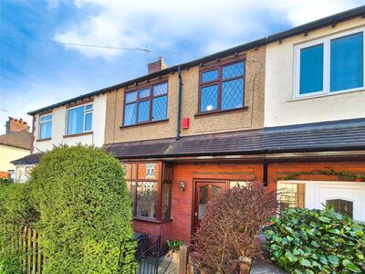 3 bedroom Mid Terrace House for sale