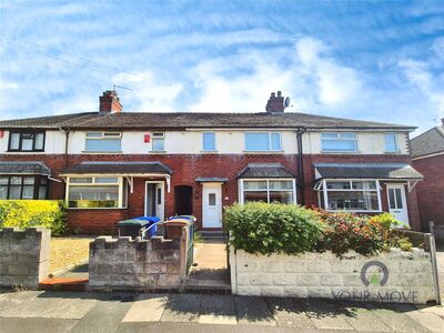 3 bedroom Mid Terrace House for sale