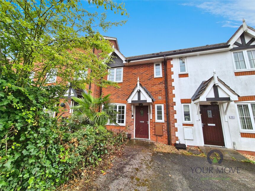 3 bedroom Mid Terrace House for sale