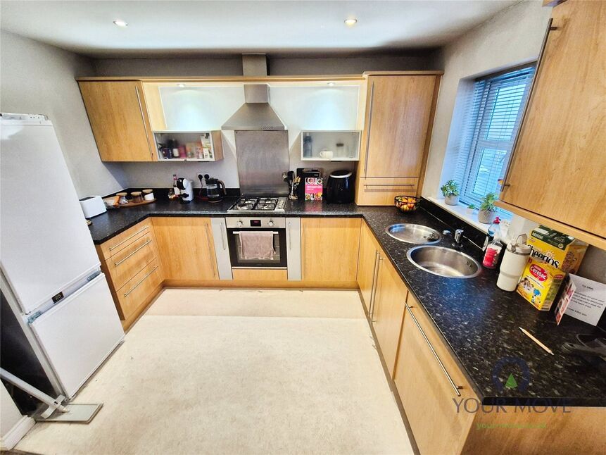 Kitchen / Lounge / Diner