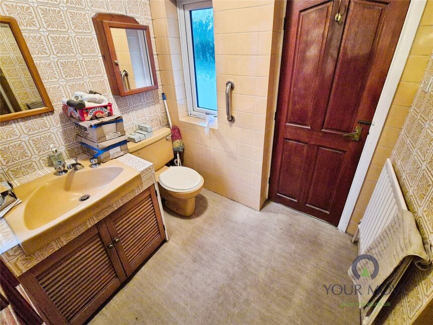 En-Suite Shower Room