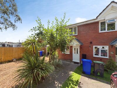 Chatterley Street, Burslem, 2 bedroom End Terrace House to rent, &pound;850 pcm