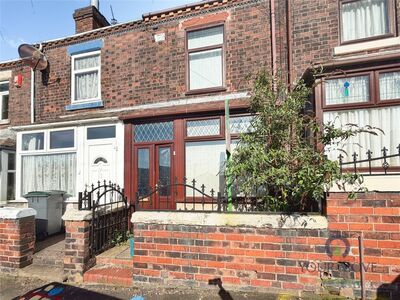 2 bedroom Mid Terrace House to rent