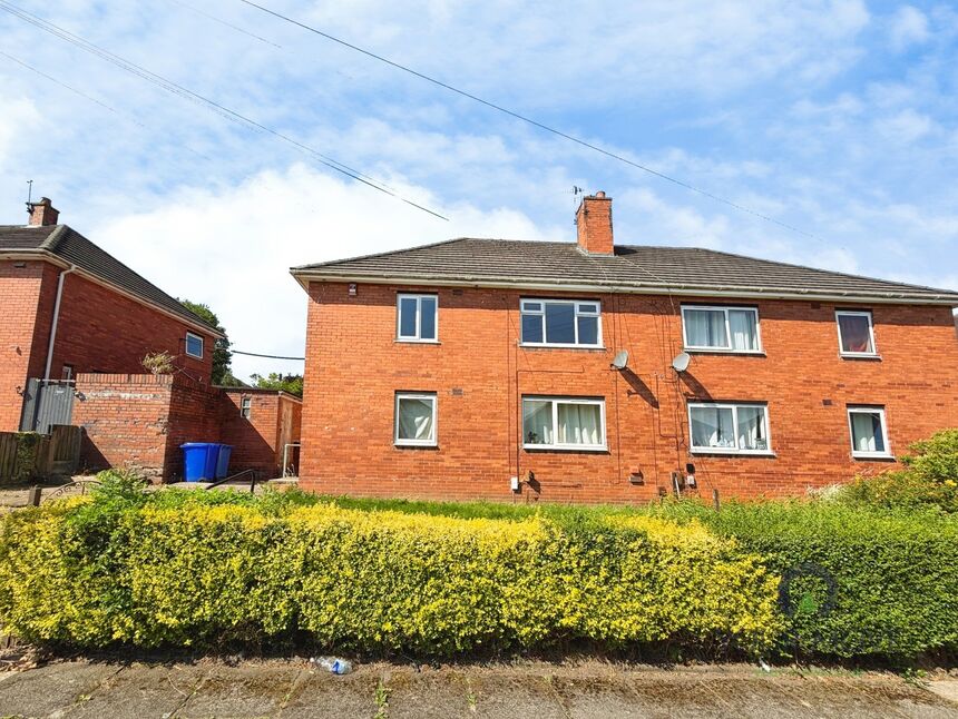 2 bedroom Flat for sale