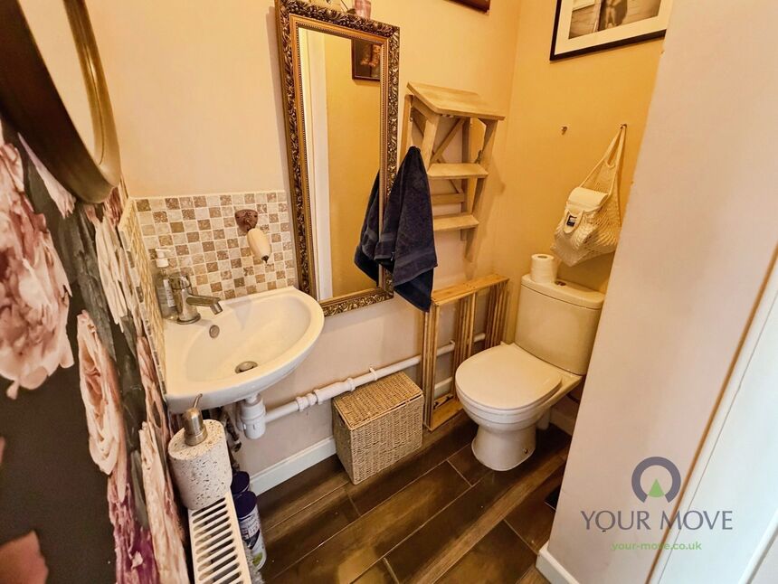 Cloakroom WC