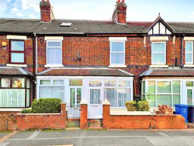2 bedroom Mid Terrace House to rent