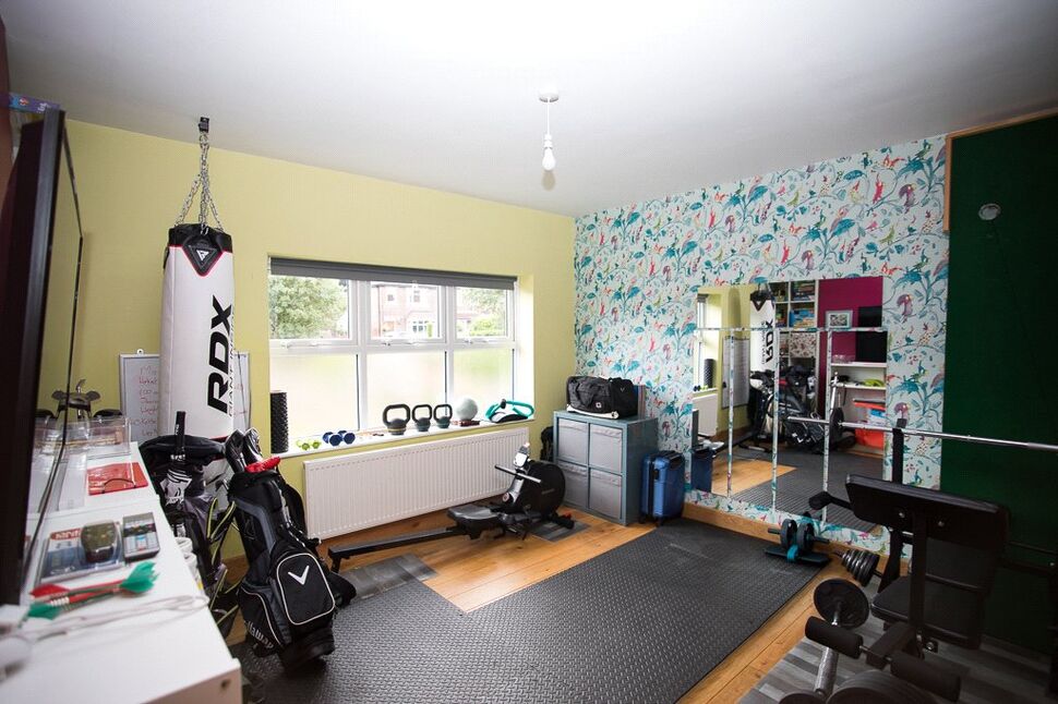 4 bedroom Detached House for sale, Wood Walk, Wombwell, S73 £470,000