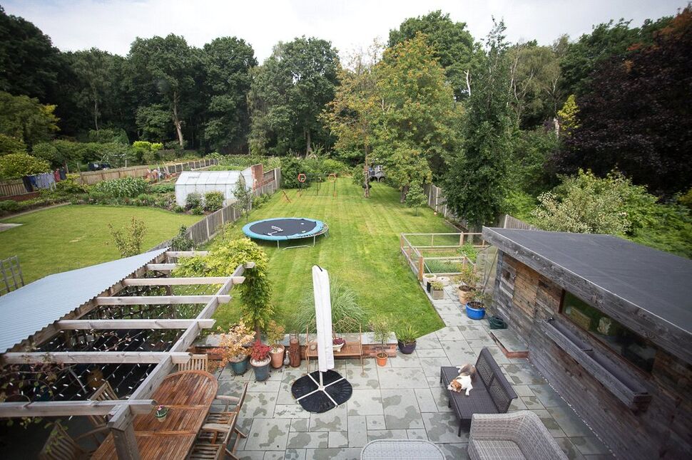 4 bedroom Detached House for sale, Wood Walk, Wombwell, S73 £470,000