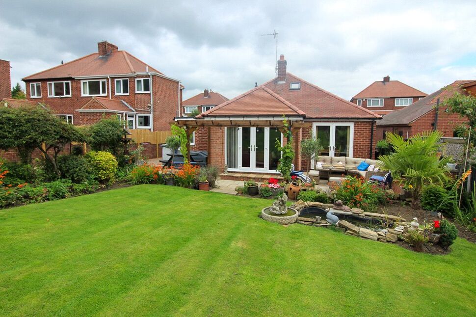 3 bedroom Detached Bungalow for sale, Aldham Crescent, Wombwell, S73