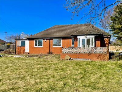 Clough Road, 4 bedroom Detached Bungalow for sale, £290,000