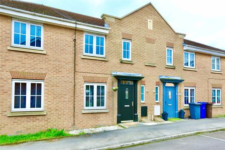 Pennyfields, 3 bedroom Mid Terrace House for sale, £145,000