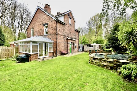 Shortwood Villas, 3 bedroom Semi Detached House for sale, £335,000