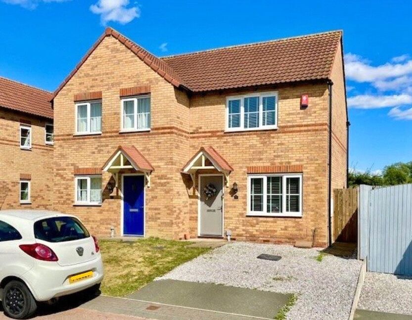 2 bedroom Semi Detached House for sale