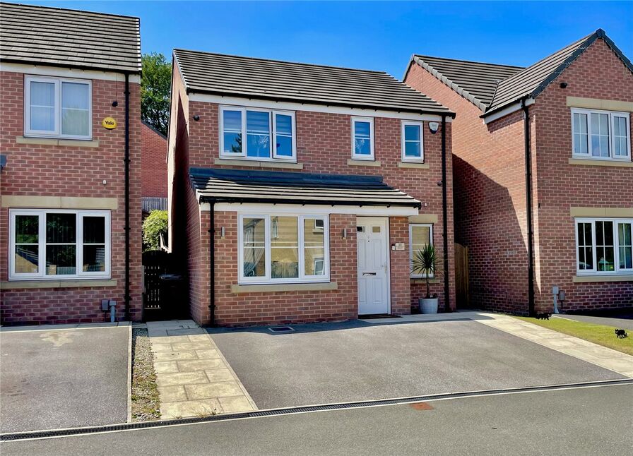 3 bedroom Detached House for sale