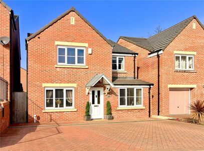 Mitchells Avenue, 4 bedroom Detached House for sale, &pound;310,000